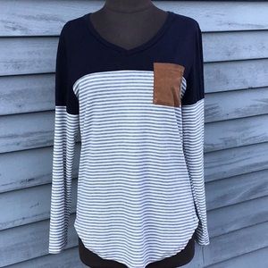 Locryz Long Sleeve Navy, Gray, & White V Neck Top Medium